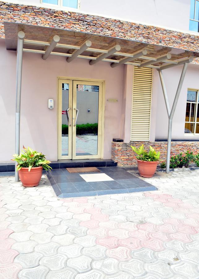 De Rigg Place - Alaka Estate, Surulere Lagos Bagian luar foto